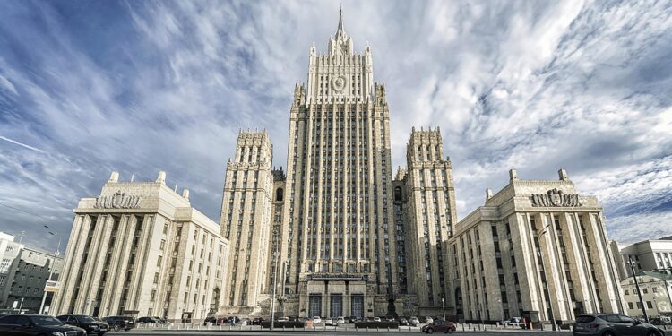 moscova-a-anuntat-ultima-masura-impotriva-romaniei-decizia-care-vine-pe-fondul-tensiunilor-generate-de-incursiunile-dronelor-rusesti-–-hotnews.ro