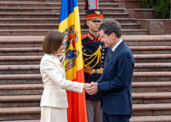 nicusor-dan,-primit-de-maia-sandu-la-chisinau.-presedintele-romaniei-participa-la-manifestarile-dedicate-independentei-republicii-moldova