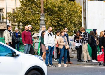 daca-nu-aveam-imigrantii,-populatia-romaniei-cobora-sub-19-milioane-de-locuitori-–-hotnews.ro