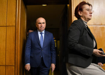 urmeaza-consultarile-pentru-un-nou-guvern.-ilie-bolojan:-starea-de-provizorat-s-a-lungit-prea-mult