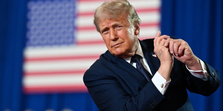 trump-face-un-clasament-al-celor-mai-buni-presedinti-americani-si-se-pune-pe-primul-loc-cel-mai-mare-–-hotnews.ro