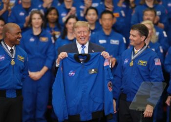 trump-va-crea-academia-spatiala-a-sua-care-vor-fi-obiectivele-institutiei-–-hotnews.ro