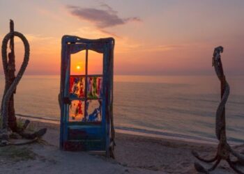 cat-costa-o-vacanta-la-mare-la-final-de-august-2026:-preturile-pentru-5-nopti-de-cazare-pe-litoralul-romanesc,-de-la-mamaia-la-vama-veche