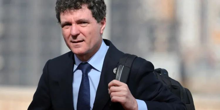 scrisoarea-jurnalistilor-din-alianta-a-patra-putere-catre-presedintele-dan-in-scandalul-pahontu-presa-nu-va-cere-sa-i-dati-crezare,-ci-sa-judecati-dovezile-–-hotnews.ro