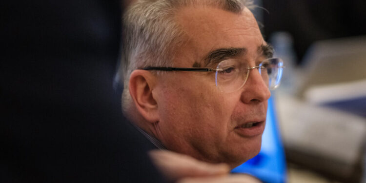 petrisor-peiu,-despre-schimbarea-de-vot-a-membrilor-aur-fata-de-reforma-ani:-nu-am-motivat-suficient-de-clar