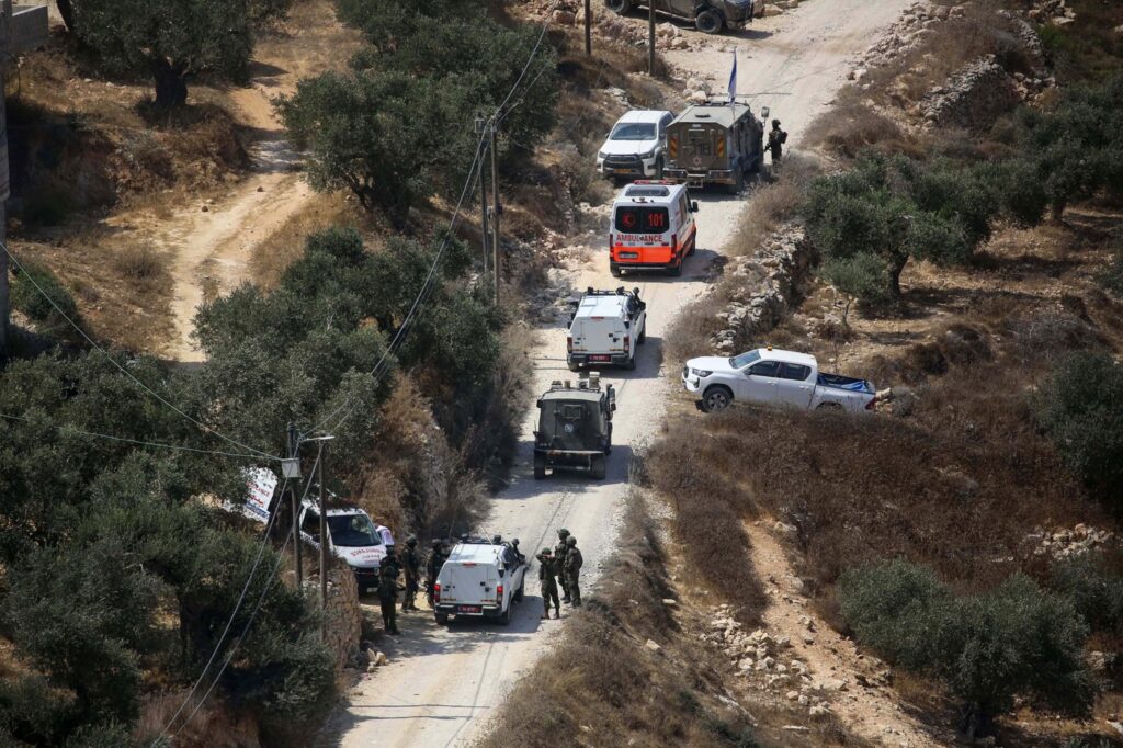 sat-palestinian-atacat-de-colonistii-israelieni-din-cisiordania-localnicii-au-fost-loviti-cu-pietre-–-hotnews.ro
