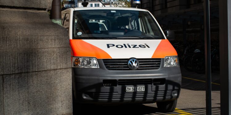 focuri-de-arma-la-un-festival-langa-zurich-interventie-masiva-a-politiei,-care-spune-ca-sunt-mai-multe-victime-–-hotnews.ro