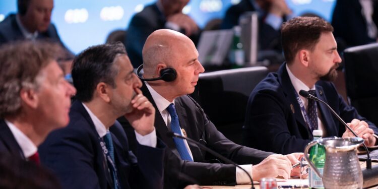 prezenta-surpriza-a-ministrului-rus-de-finante-la-summitul-g20-din-sua:-indica-o-incercare-de-normalizare-–-hotnews.ro