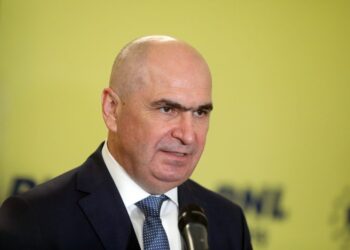 bolojan-a-discutat-cu-premierul-ucrainei-despre-productia-de-drone-si-proiectele-comune-de-aparare