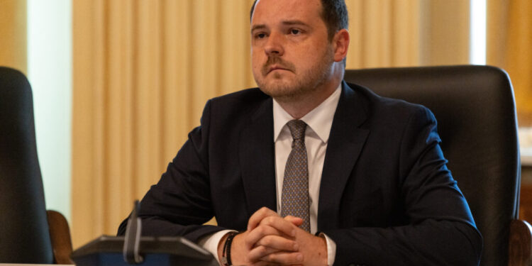razboiul-pnl-psd,-un-nou-episod:-sanatatea.-banii-pierduti-din-pnrr-si-infrastructura-spitaliceasca-au-fost-motivul-de-cearta