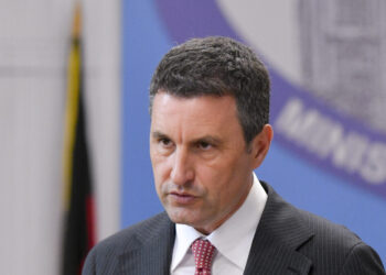 tanczos-barna,-despre-scandalul-din-camera-deputatilor:-csoma-botond-a-aflat-cu-un-minut-inainte-de-vot-ca-exista-o-noua-majoritate