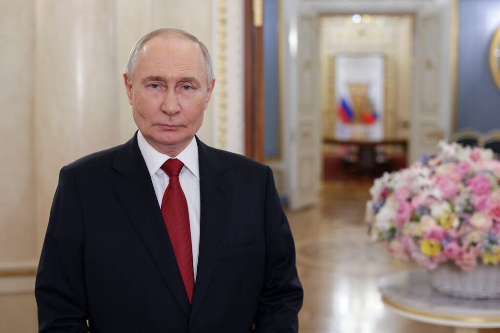 putin-sustine-ca-exista-o-sansa-de-pace-in-ucraina,-la-o-zi-dupa-ce-anunta-ca-inamicul-se-va-prabusi-ce-spune-liderul-de-la-kremlin-–-hotnews.ro