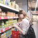 dupa-ani-de-consum-pe-datorie,-nota-de-plata-ajunge-la-retail:-vanzarile-scad-cu-aproape-6%-–-hotnews.ro