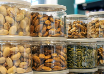 un-focar-neobisnuit-de-salmonella-a-infectat-zeci-de-persoane-in-franta-–-hotnews.ro