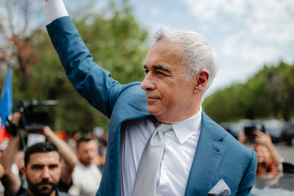 o-fabrica-din-vaslui-nu-vrea-sa-il-primeasca-pe-calin-georgescu:-colectivul-nu-intelege-de-ce-suntem-noi-prinsi-in-acest-program-–-hotnews.ro