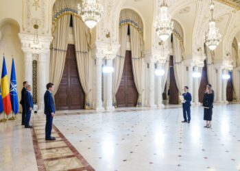 nicusor-dan-a-primit-noii-ambasadori-ai-17-tari.-ce-a-discutat-cu-reprezentantii-iranului,-canadei-si-danemarcei