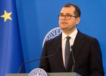 cum-a-incercat-premierul-republicii-moldova-sa-vanda-tigari-in-olanda-cand-era-student-amarat-–-hotnews.ro