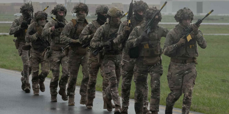 europa-nu-e-acum-capabila-sa-sustina-un-razboi-de-uzura-cu-rusia,-spun-oficiali-din-domeniul-apararii,-intrebati-de-nato-/-dar-tema-nu-e-tehnologia,-ci-populatia-–-hotnews.ro