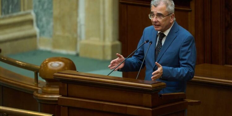 video-|-petrisor-peiu:-presedintele-nu-isi-intelege-rostul,-atributiile-constitutionale-si-este-dispus-sa-treaca-peste-orice-regula-democratica