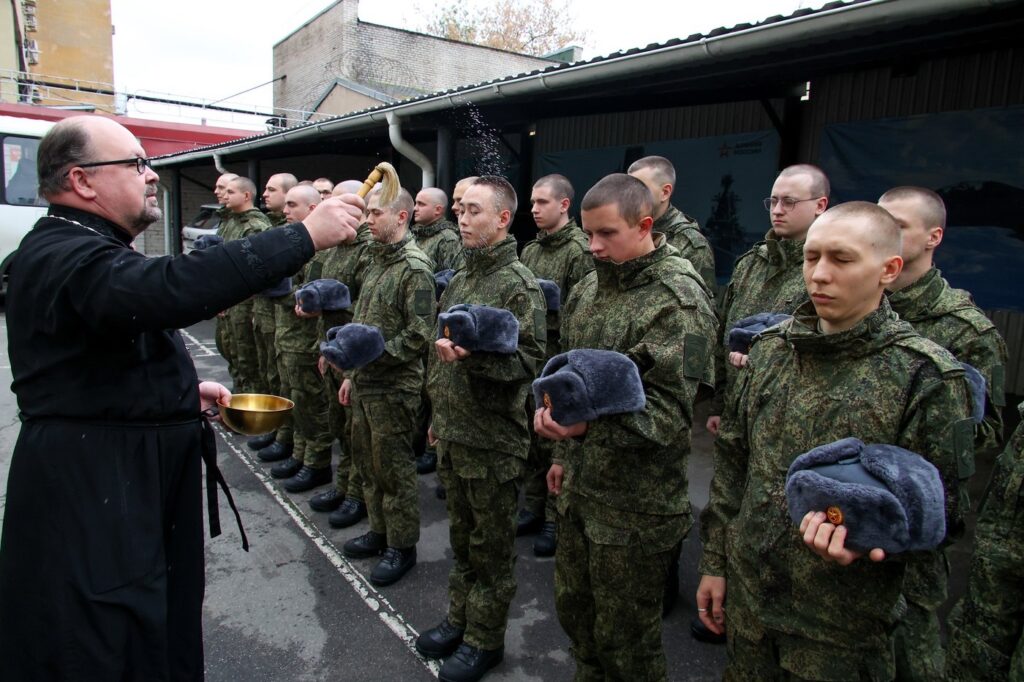 o-mobilizare-la-toate-nivelurile:-de-ce-vrea-rusia-sa-recruteze-persoane-inapte-pentru-serviciul-militar-–-hotnews.ro