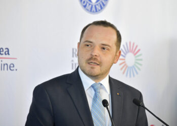 rogobete-ii-critica-pe-bolojan-si-seful-cnas:-medicina-nu-se-face-cu-aproximatii.-sanatatea-nu-se-reformeaza-cu-barda