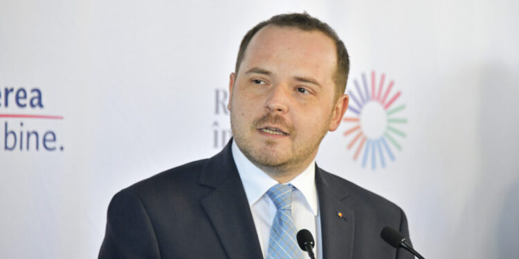 rogobete-ii-critica-pe-bolojan-si-seful-cnas:-medicina-nu-se-face-cu-aproximatii.-sanatatea-nu-se-reformeaza-cu-barda