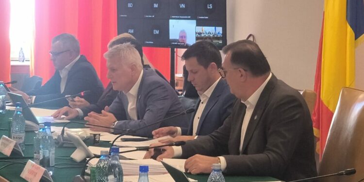 proiectul-care-ii-despagubeste-pe-debitorii-prejudiciati-de-banci-prin-manipularea-robor,-amanat-de-comisia-economica-din-senat
