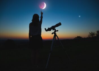 eclipsa-de-luna-din-28-august-2026-da-peste-cap-zodiile!-ce-mesaj-aduce-pentru-tine-si-cum-iti-afecteaza-sanatatea