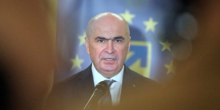 bolojan,-despre-proiectul-privind-drapelul:-patriot-nu-este-cel-care-face-parada,-ci-omul-care-isi-intretine-familia