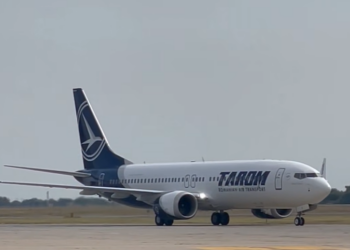 tarom-a-primit-primul-avion-boeing-737-max,-botezat-𝗠ircea-lucescu-pe-ce-rute-va-zbura-–-hotnews.ro