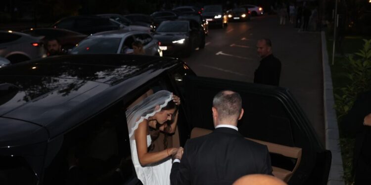 nunta-mare-in-lumea-politica-ministrul-alexandru-nazare-s-a-casatorit-nicusor-dan-si-partenera-sa-de-viata,-prezenti-la-petrecere.-florin-manole-si-radu-miruta,-printre-cei-care-participa-la-eveniment