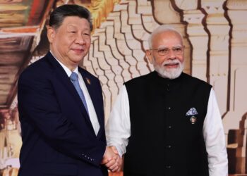summitul-brics:-xi-incearca-sa-l-castige-de-partea-sa-pe-modi-/-declaratia-comuna-indeamna-la-maxima-retinere-in-conflictul-din-orientul-mijlociu-–-hotnews.ro