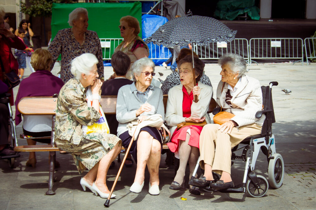 4-pasi-pentru-a-actiona-ca-director-financiar-pentru-parintii-tai-seniori-–-hotnews.ro