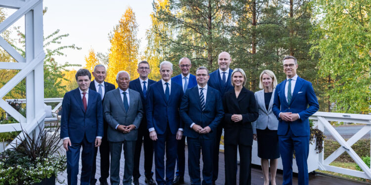 nicusor-dan,-la-summitul-din-finlanda:-legatura-dintre-regiunea-arctica,-marea-baltica-si-marea-neagra-este-tot-mai-evidenta-–-hotnews.ro