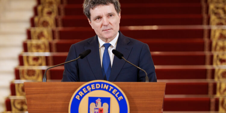 nicusor-dan-a-stabilit-cand-face-consultarile-cu-partidele-si-desemneaza-premierul-–-hotnews.ro