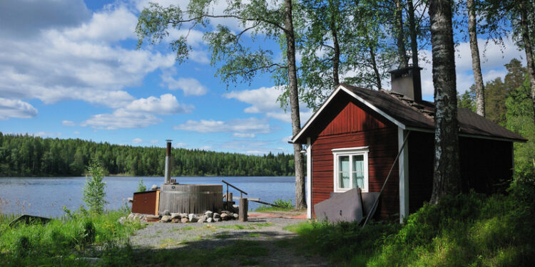 irlandezul-care-si-a-cumparat-o-casa-cu-32000-de-euro-in-finlanda:-e-un-loc-magic-–-hotnews.ro