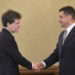 george-simion,-anunt-despre-suspendarea-lui-nicusor-dan:-daca-mai-stam-o-saptamana,-se-vor-intruni-voturile-in-parlament