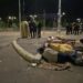 imaginile-disperarii-dupa-protestul-cu-violente-din-piata-victoriei,-oierii-s-au-culcat-pe-trotuare-in-fata-guvernului.-au-adormit-cu-capul-pe-borduri,-cu-gandul-la-noua-zi-de-proteste-care-ii-asteapta