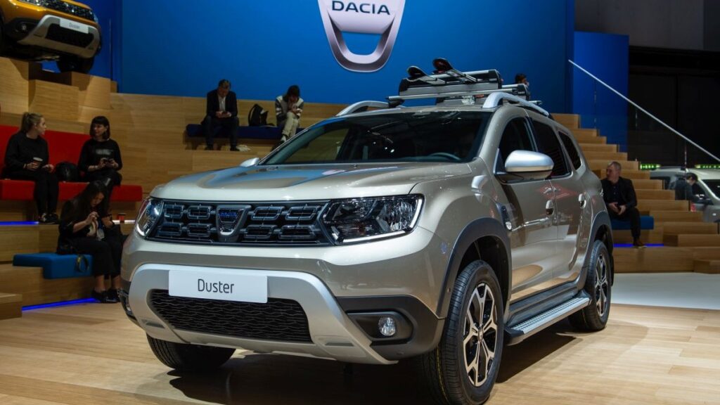 renault-si-ford-pot-pleca-din-romania,-avertizeaza-seful-dacia:-nu-putem-dubla-preturile