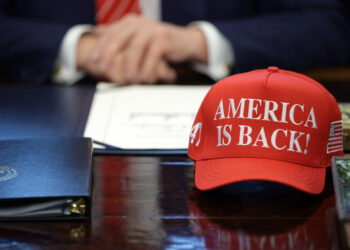 trump-retrage-venezuela-de-pe-lista-tarilor-implicate-in-traficul-de-droguri-–-hotnews.ro