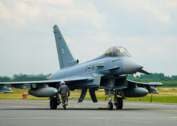 germania-trimite-avioane-eurofighter-pentru-a-proteja-spatiul-aerian-al-letoniei-in-timpul-alegerilor-–-hotnews.ro