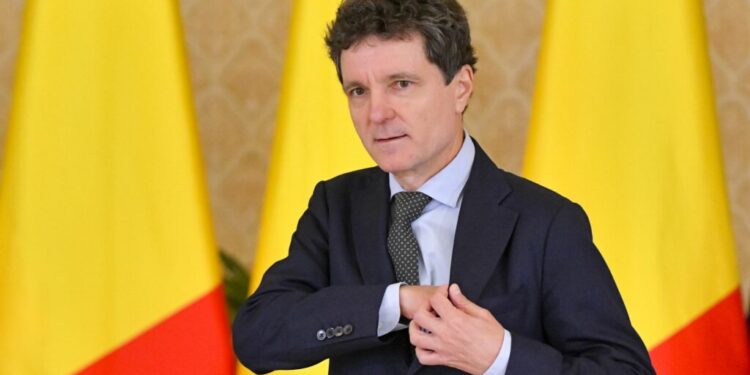 nicusor-dan-merge-in-ucraina-la-summitul-inaugural-al-initiativei-pentru-integrare-carpatica.-ce-teme-sunt-pe-agenda