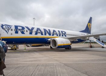 zeci-de-zboruri-anulate-vineri-pe-aeroportul-din-belgia-pe-care-aterizeaza-cei-mai-multi-romani-urmeaza-o-luna-de-cosmar-–-hotnews.ro