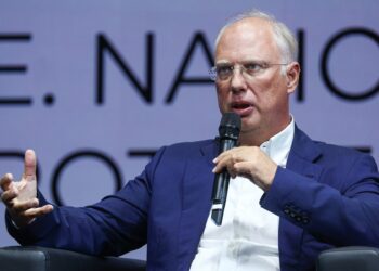 afd-vrea-reluarea-gazului-rusesc-pentru-germania-si-pregateste-o-intalnire-cu-trimisul-lui-putin-–-hotnews.ro
