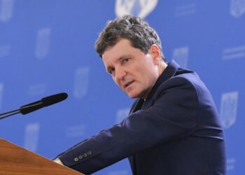 nicusor-dan-explica-de-ce-l-a-ales-pe-muresan:-are-cele-mai-multe-voturi-in-spate.-ce-spune-despre-anticipate