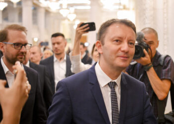cum-a-decurs-desemnarea-lui-siegfried-muresan-pentru-functia-de-premier.-ce-a-discutat-cu-nicusor-dan-si-ilie-bolojan:-nu-poate-fi-vorba-de-ezitari
