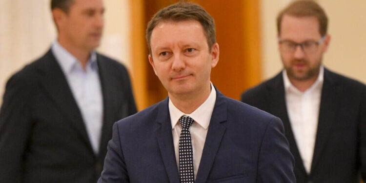 planul-de-guvernare-propus-de-siegfried-muresan:-reducerea-inflatiei,-dar-si-cresterea-nivelului-de-trai