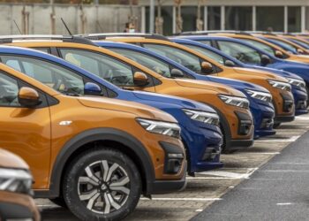 record-piata-ascunsa-in-romania-a-exporturilor-paralele-de-masini-comerciantii-cumpara-aici,-radiaza-si-vand-acolo!-–-hotnews.ro