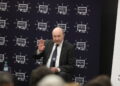 basescu:-daca-stam-si-asteptam,-va-fi-groasa.-avertisment-privind-petrolul-si-preturile-carburantilor