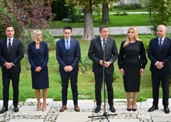 psd-decide-astazi-daca-il-sustine-pe-siegfried-muresan-in-functia-de-premier.-grindeanu:-vom-analiza-cu-atentie-aceasta-propunere-a-dreptei